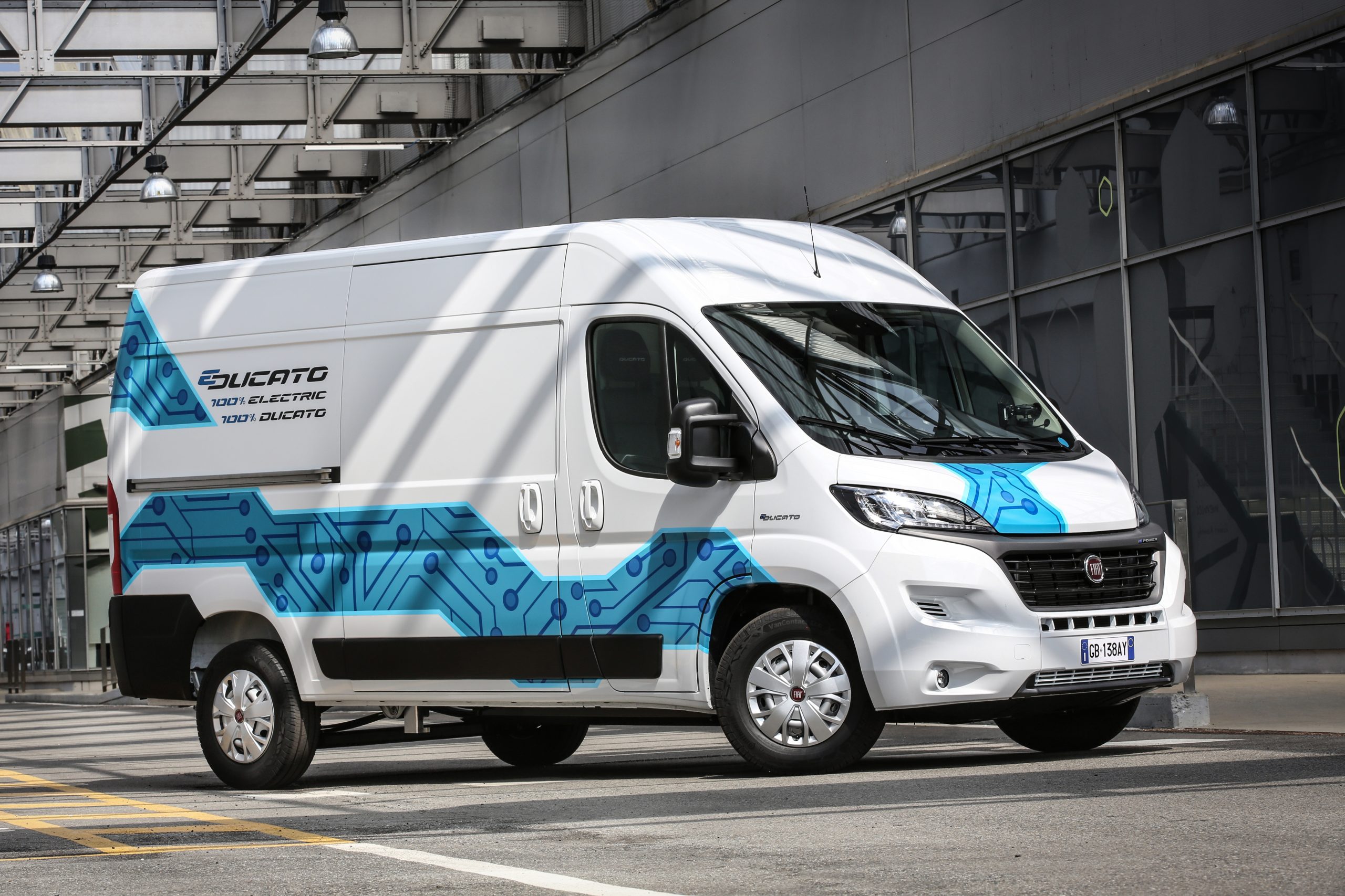 Fiat Professional: E-Ducato delivery guarantee until the end of 2022 to  secure the innovation bonus - eMove360°